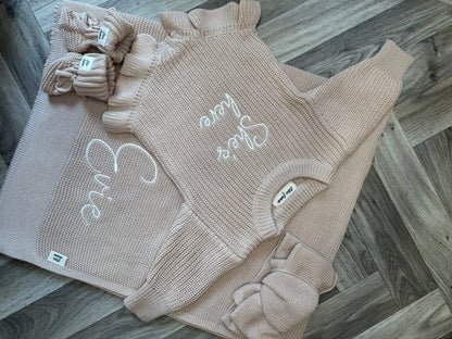 Oatmeal Frill Romper & Bootie Announcement Set
